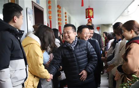 【開工大吉】新年新氣象！公司領(lǐng)導(dǎo)班子向干部職工拜年