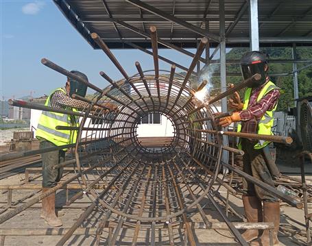 【戰(zhàn)高溫 沖產值】冶建第十分公司：不懼“烤”驗 奮戰(zhàn)一線